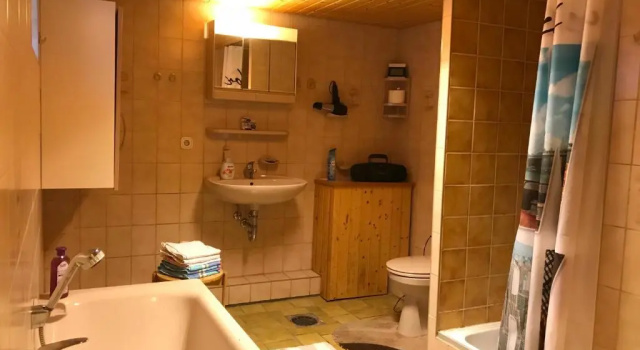 Schönes Kellerzimmer mit Bad, Prenota Appartamento Amt Mittelangeln 