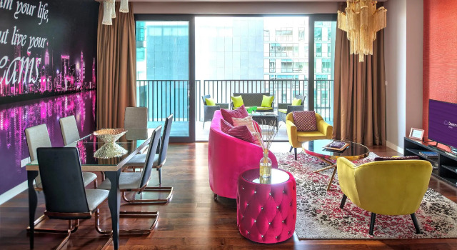 Dream Inn - City Walk 3 Bed Stunning Apartment, Забронировать Апартаменты/квартира Отели Дубая с бассейном, рядом с Mercato Shopping Mall, Бассейн