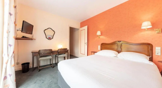 Двухместный номер Superior CitHotel Logis De Brou, Bourg en Bresse RENOVE EN 2026