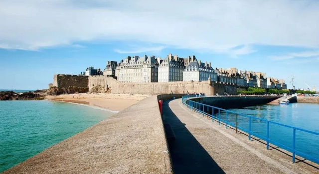 Апартаменты Holiday Home in Parame Near Saint-malo Beaches