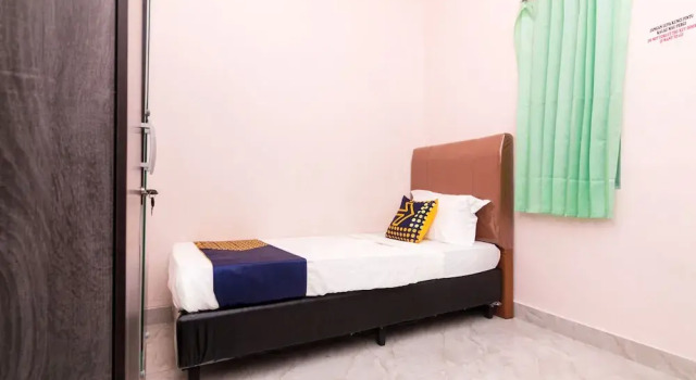 Номер Economy OYO 1917 Mamora Homestay