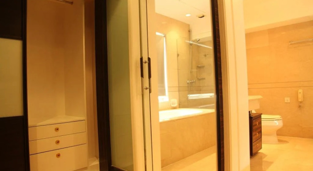 Justin Court Hotel, Varaa Hotelli Xuhui 