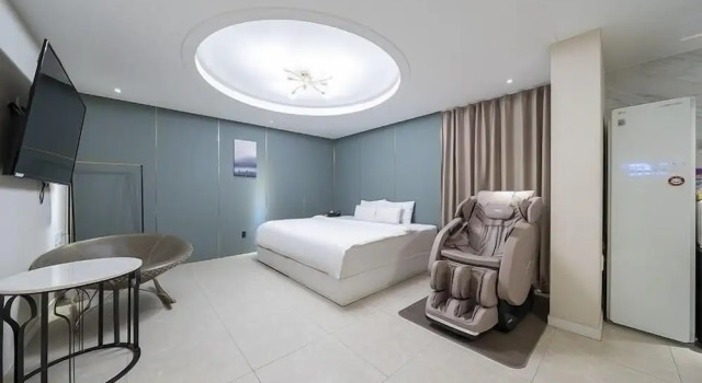 Номер Premium KNox Hotel
