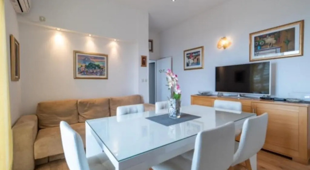 Апартаменты с 2 комнатами с балконом и с видом на море Guest House Kono