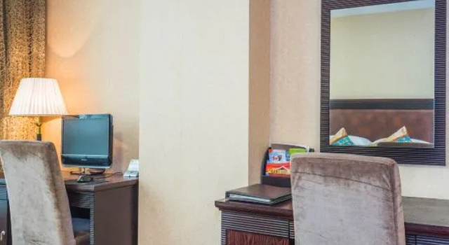 Двухместный номер Business Linhai Double Dove Peace International Hotel