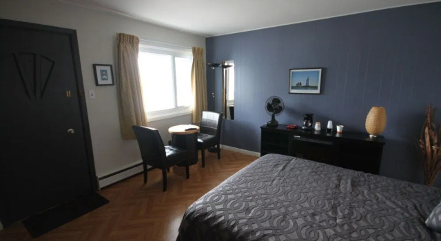 Motel de LAnse et Camping Rimouski, Reserva ahora Motel Hoteles en Bas-Saint-Laurent con aparcamiento, Aparcamiento