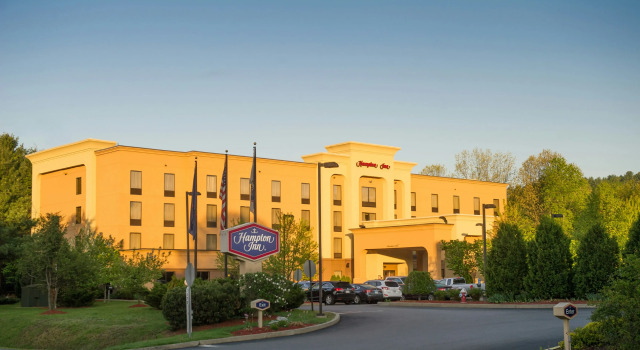 Hampton by Hilton Brattleboro, Забронировать Отель  