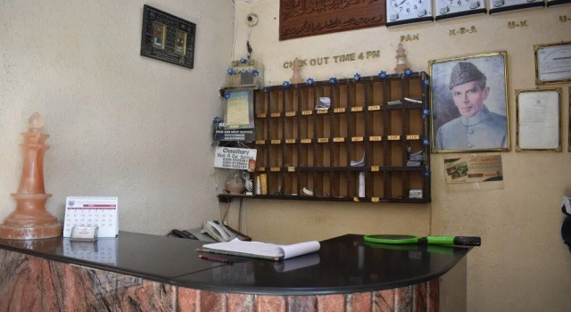 Hotel Kashmir International