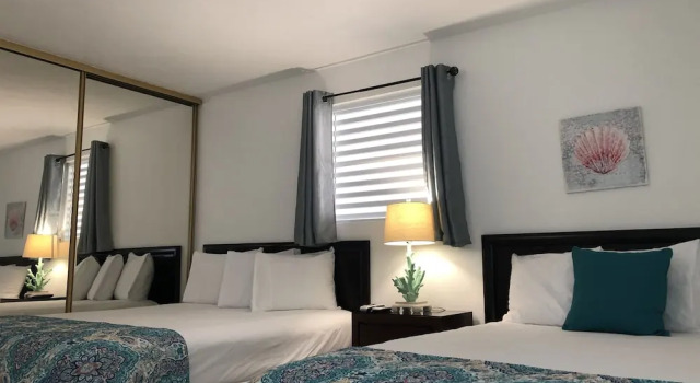 Семейные апартаменты с 2 комнатами с красивым видом из окна The Beach Guesthouse