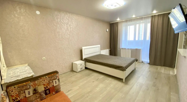 One-room apartment in Oktyabrsky microdistrict 4, Prenota Appartamento The Central district 