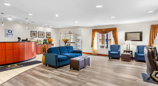 Comfort Inn New Buffalo, Забронировать Отель СПА-отели Нью-Буффало, рядом с New Buffalo Railroad Museum, SPA-услуги