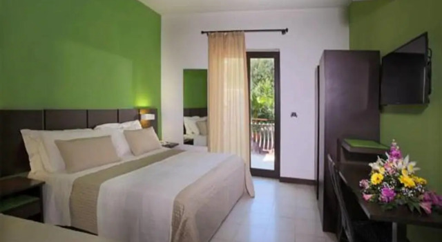 Двухместный номер Standard с балконом и с видом на сад Hotel San Giovanni