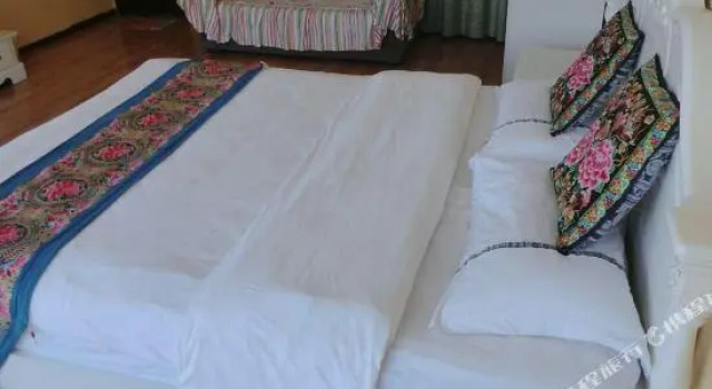 Shuanglang Haizhiyao Inn