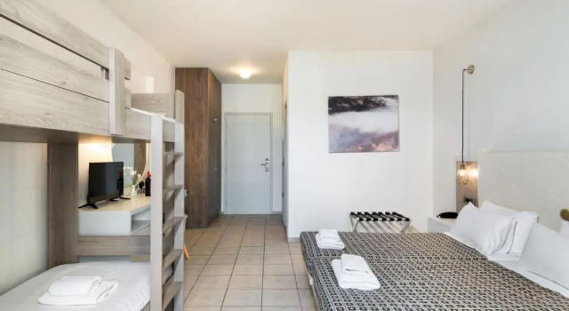 Четырёхместный номер Gouves Bay by Omilos Hotels