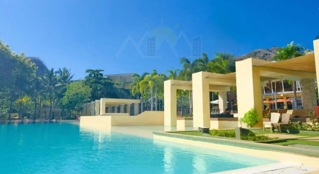 PICO DE LORO Pool Accessible CAROLA 2 Bedroom Units by SEE Condominiums, Забронировать Отель Назугбу 
