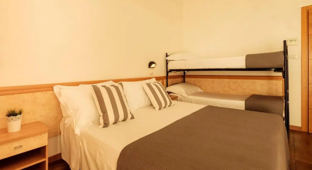 Четырёхместный номер Standard Hotel Oceanic Rimini - Family Hotel