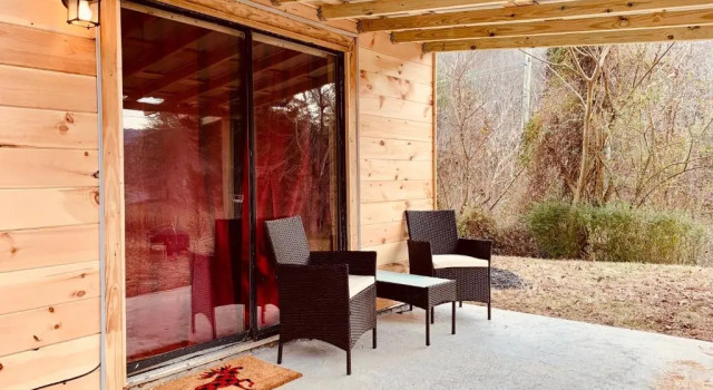 Коттедж Wild Reindeer *New Cabin 5min From Parkway*HOTTUB