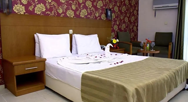 Трёхместный номер Standard Surtel Hotel