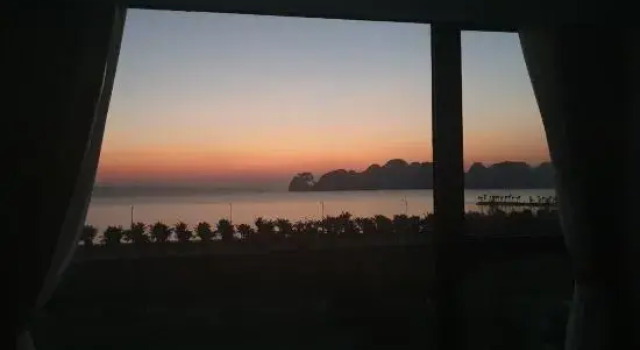 Номер Standard Golden Palm HaLong Hotel