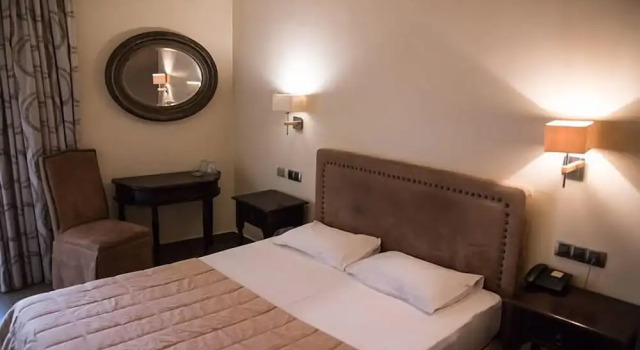 Двухместный номер Standard с балконом Hotel Maroussi