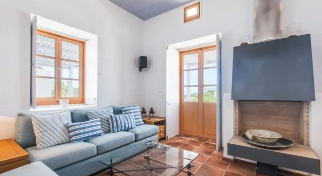 Gorgeous 6bdr SeaFront Villa, Prenota Villa Aliki Paro