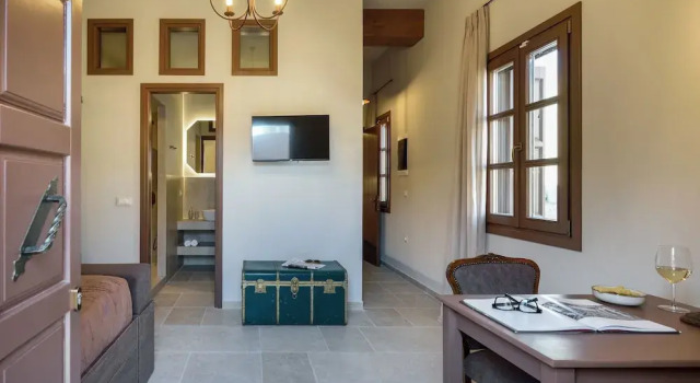 Апартаменты Luxury Spanish Knights Inn