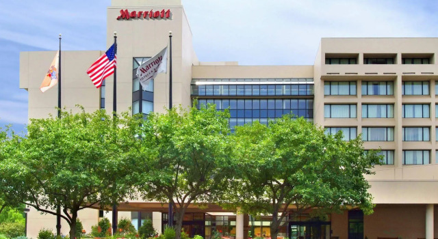 Hanover Marriott, Book Hotel  