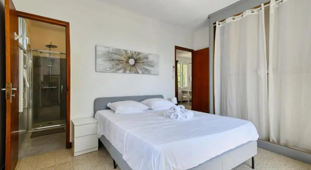 Nice apartment in a quiet villa in Ventabren, Забронировать Апартаменты/квартира Вантабран Буш-дю-Рон