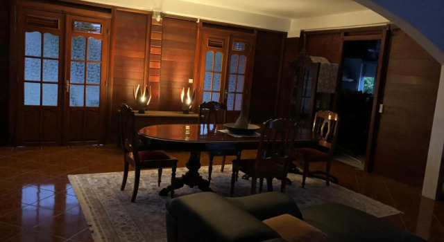 Chez Antonin, Rezerwuj Hotel Hotele w Basse-Terre z parkingiem, Parking