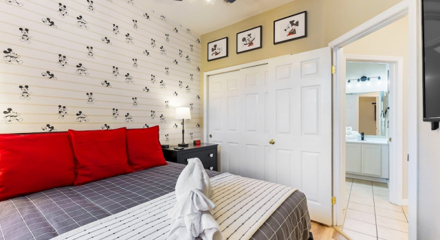 Dog-friendly Townhouse Near Disney With Outdoor Pool, Patio, Streaming, W/d, AC, Забронировать Дом для отпуска Виллы Фор Корнерз, Вилла