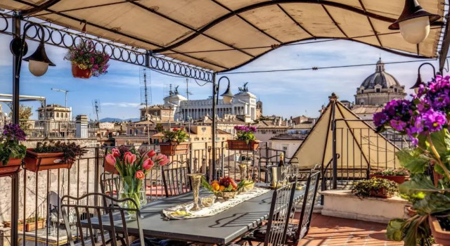 Номер Standard Pantheonview - Luxury Suites