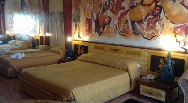 Одноместный номер Standard с балконом и с красивым видом из окна Roman Boutique Hotel