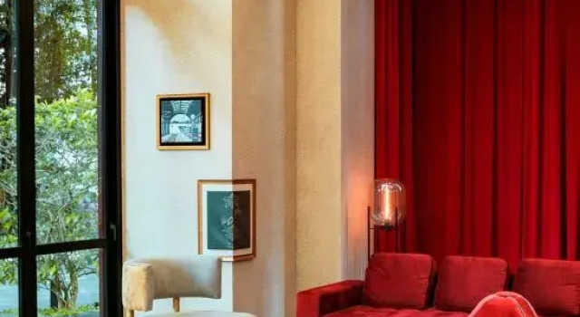 Scarletz Suites KLCC • 5-min to Petronas Twin Towers • Rooftop Infinity Pool