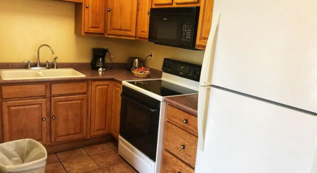 Люкс с балконом Pismo Beach Hotel