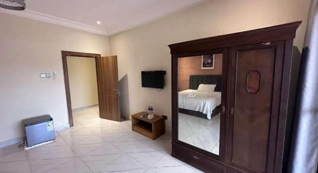 Номер Standard Apartments Plaza Hotel