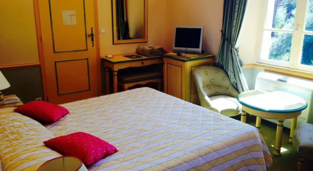 Rental Apartment Les Mas de Gigaro - La Croix-Valmer 1 bedroom 4 persons, Забронировать Апартаменты/квартира Апартаменты Ла-Круа-Вальме, рядом с Пляж Жигаро, Апартаменты/квартира