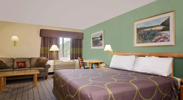 Двухместный номер Standard Super 8 by Wyndham Cloquet