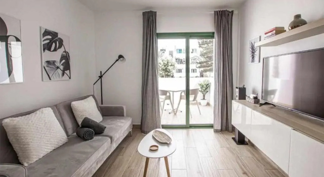 Holyhome premium 104, Забронировать Отель Отели Канарских островов с бассейном, Бассейн