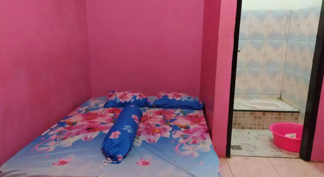 OYO 3444 Fidiyah Inn Syariah, Book Hotel Hotels in Sulawesi with Parking, Parking