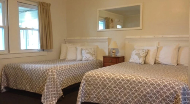Seascape Inn