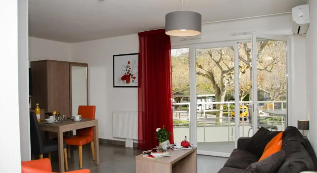 Residence Ambroise Pare, Varaa Hotelli Lamalou-les-Bains Hérault
