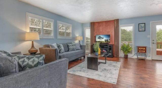 Коттедж Cozy 3br/2bath vacation house at Lake Travis