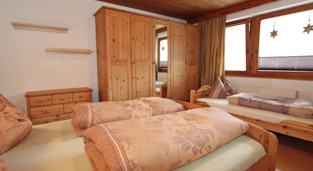 Idyllic Apartment in Hippach with Ski Storage near Ski Area, Забронировать Апартаменты/квартира Апартаменты Тироля, Апартаменты/квартира