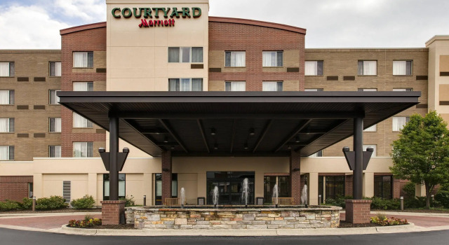 Courtyard by Marriott Chicago Schaumburg/Woodfield Mall, Забронировать Отель Отели Иллинойс 3 звезды, 3*