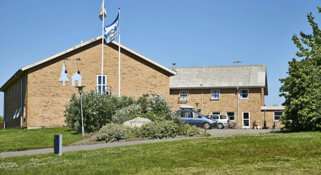 Givskud Zoo Hostel, Book Hostel Givskud Syddanmark