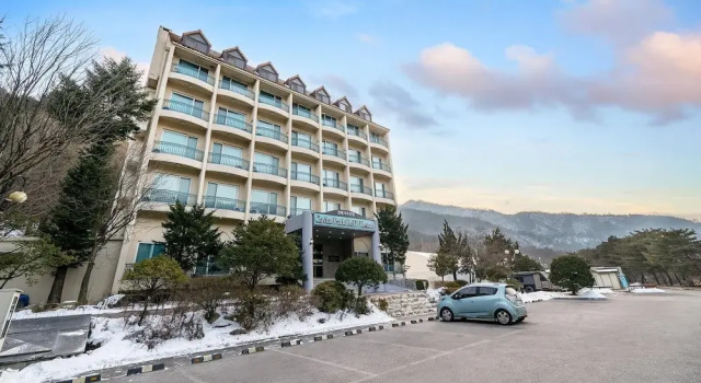 Gapyeong Chengpyeong Caviar Pension