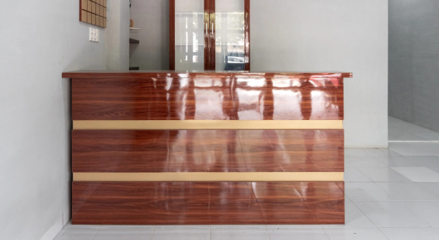 RedDoorz near Manhattan Square Medan, Rezerwuj Hotel Medan Sumatra
