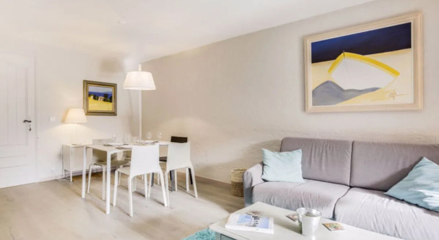 Clos Etienne, Rezervasyon Otel Mimosa Road otoparklı oteller, Otopark