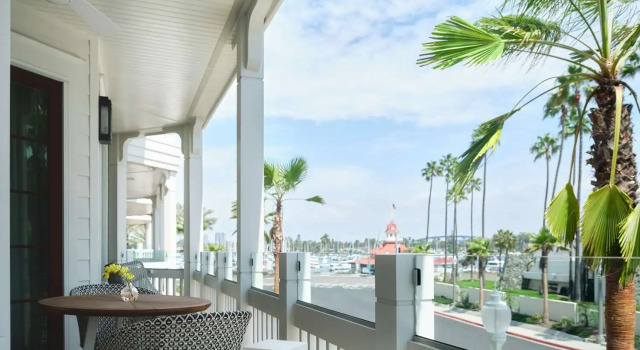 Номер Standard с видом на залив Shore House at The Del, LXR Hotels & Resorts