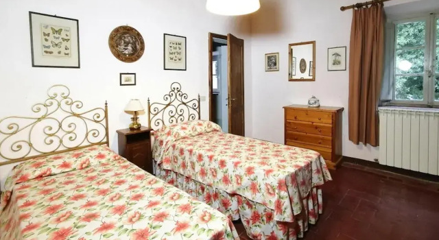 Апартаменты Charming Villa in Tuscany With Pool & Views